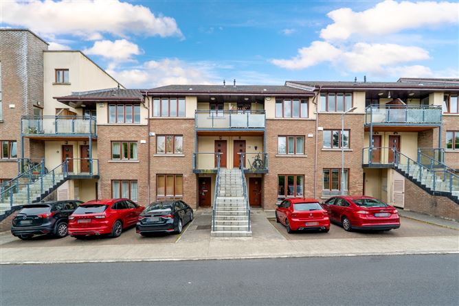 28 Belarmine Vale, Stepaside,   Dublin 18