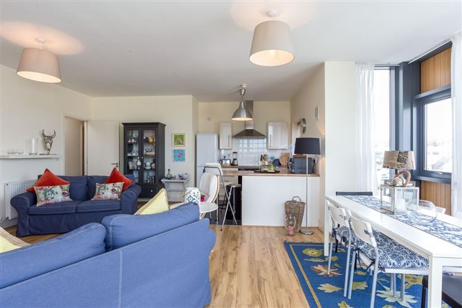 18 Avenue Grove, The Avenue, Gorey, Wexford