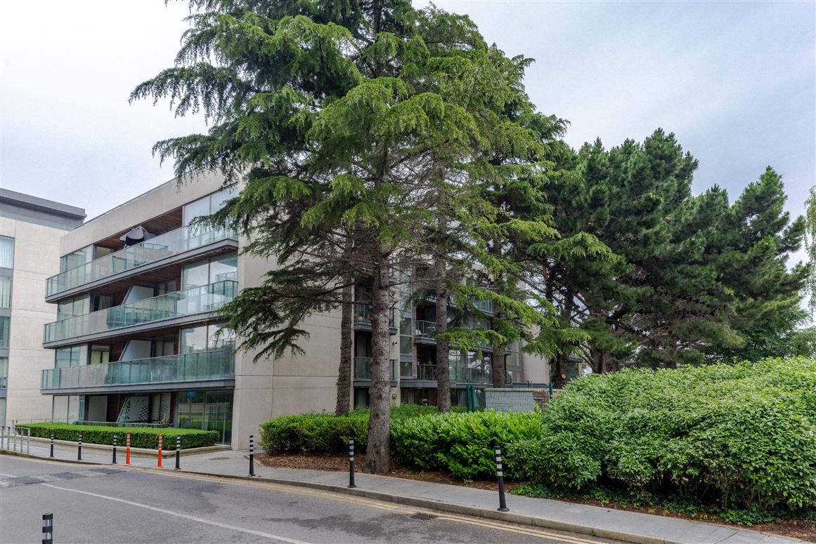 Apartment 24 The Lapwing, Thornwood, Booterstown Avenue , Booterstown