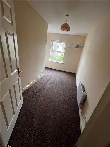 Photo 10 of 13 — 30 Millbrook, Portlaoise, Laois