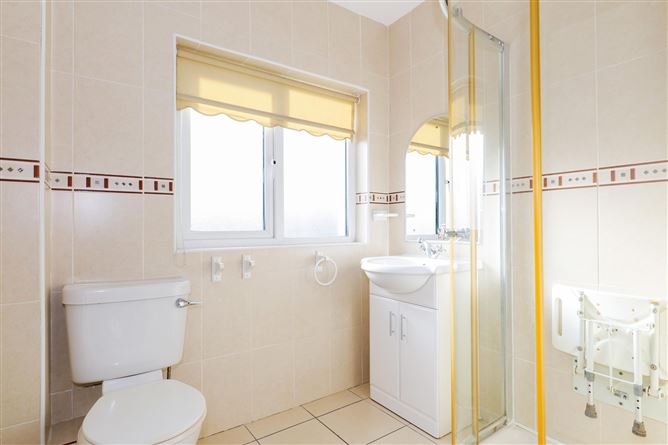 305 Corrib Park, Newcastle, Galway