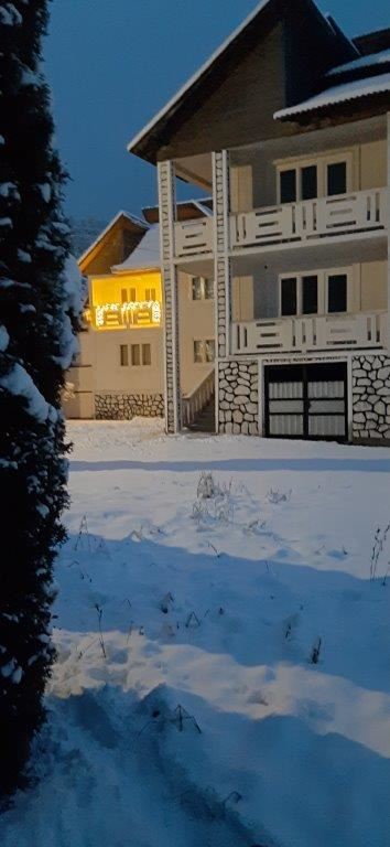 Private, Strada Vasile Alecsandri, Borsa