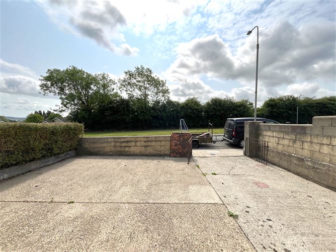 34 Cannon Murphy Park, Clonroche, Wexford