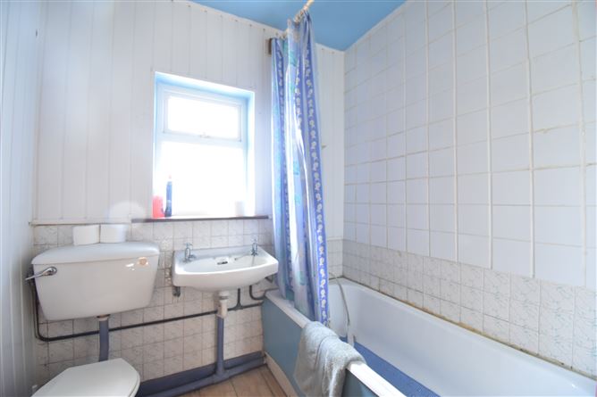 34 Cannon Murphy Park, Clonroche, Wexford