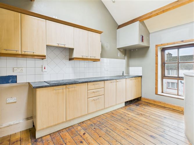 1 Saint Mary's Terrace, Rice Park, Waterford