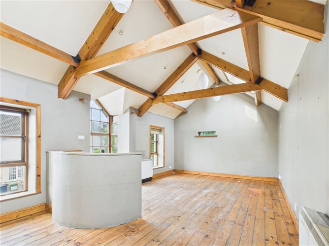 1 Saint Mary's Terrace, Rice Park, Waterford