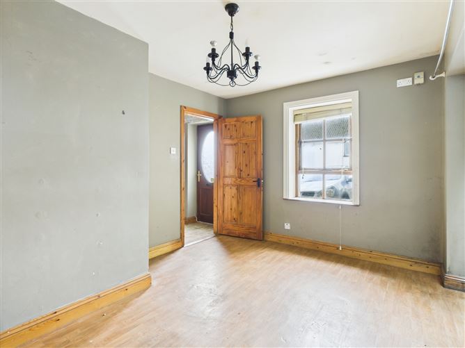 1 Saint Mary's Terrace, Rice Park, Waterford