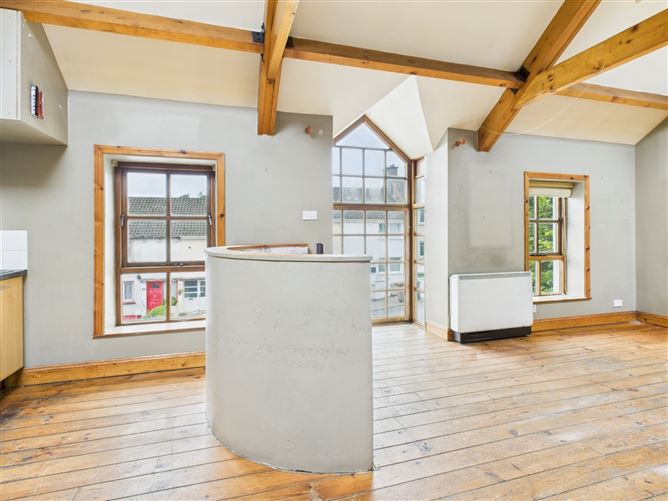 1 Saint Mary's Terrace, Rice Park, Waterford