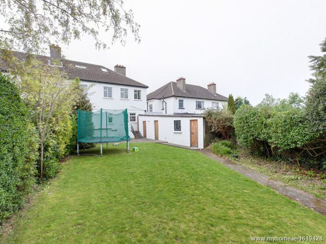 6 North Avenue, Mt. Merrion,  Dublin County