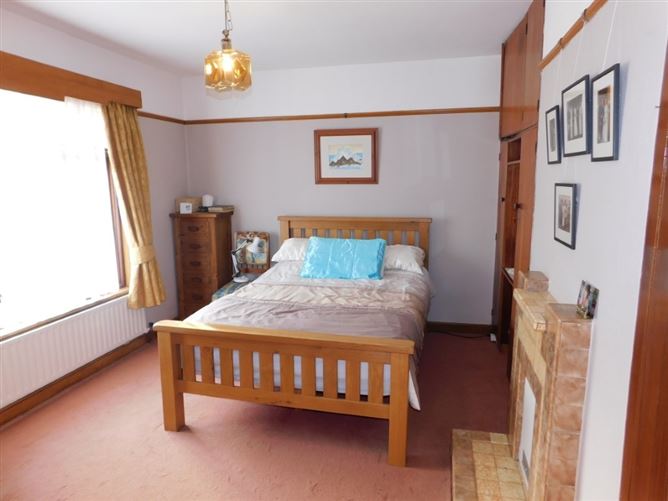 Lee View, Mount Ovel, Rochestown Road, Cork., Rochestown, Cork