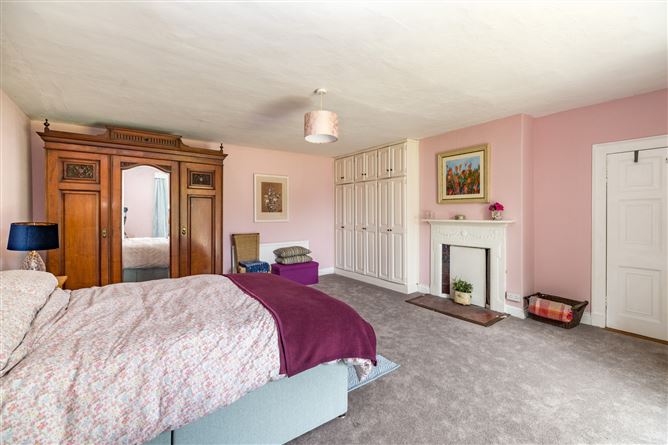 Ashbrook House, Dromakeenan, Roscrea, Co. Tipperary