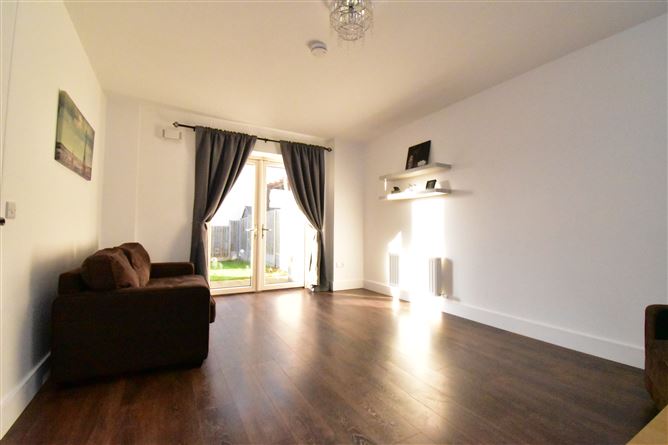 12 Shackleton Drive, Lucan, Dublin