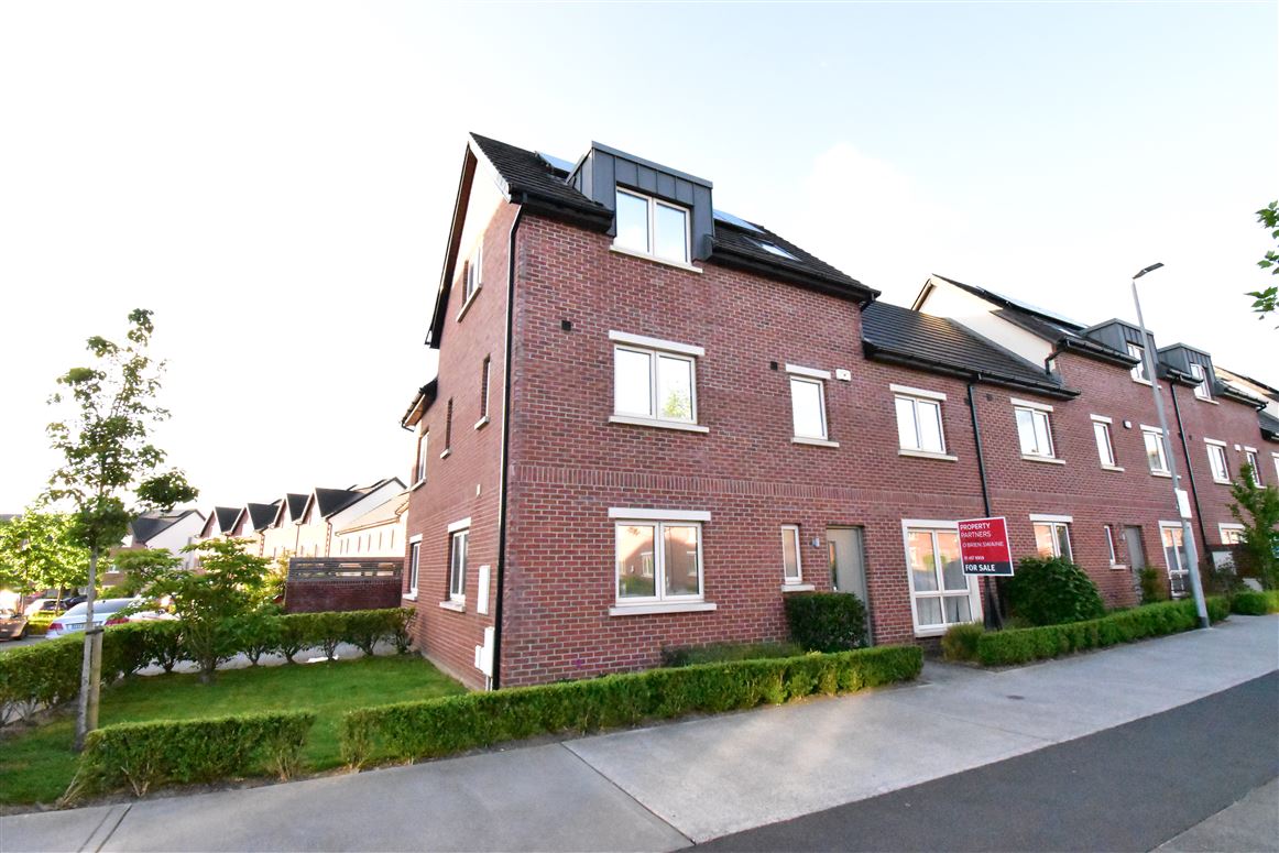 12 Shackleton Drive, Lucan, Dublin