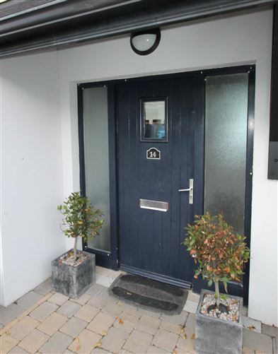 14 Cooline Drive, Ballyvoloon, Cobh, County Cork