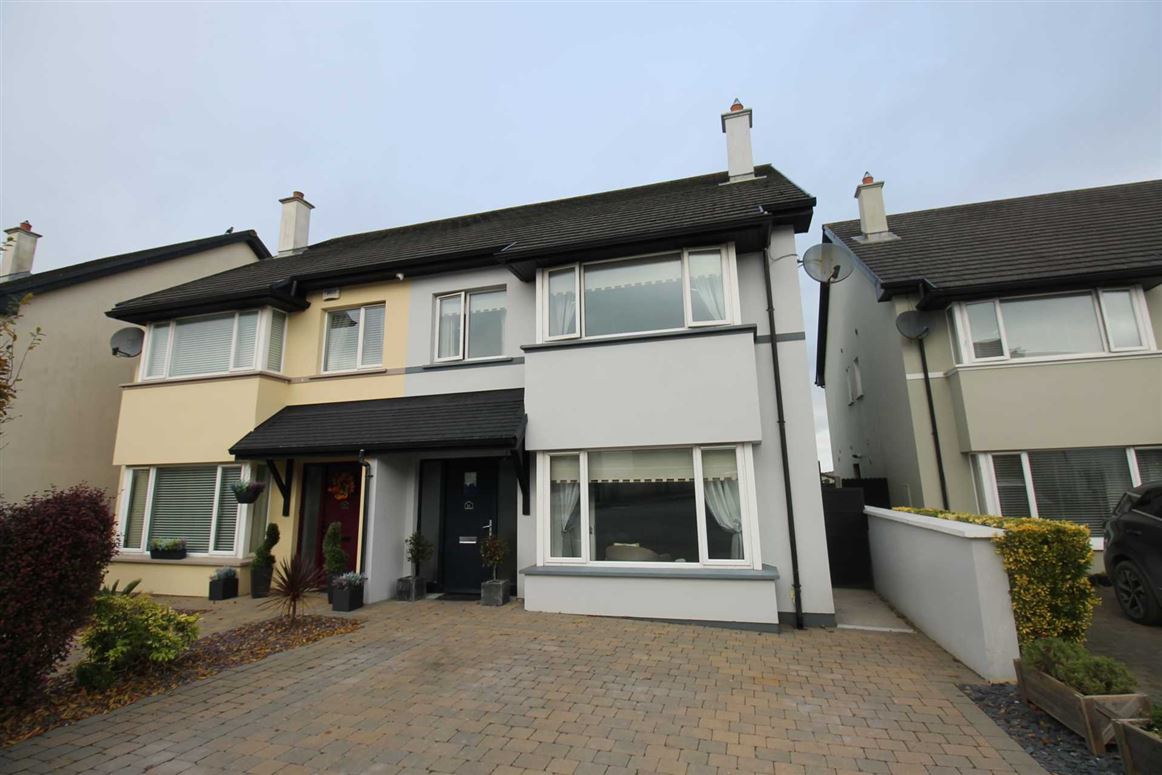 14 Cooline Drive, Ballyvoloon, Cobh, County Cork