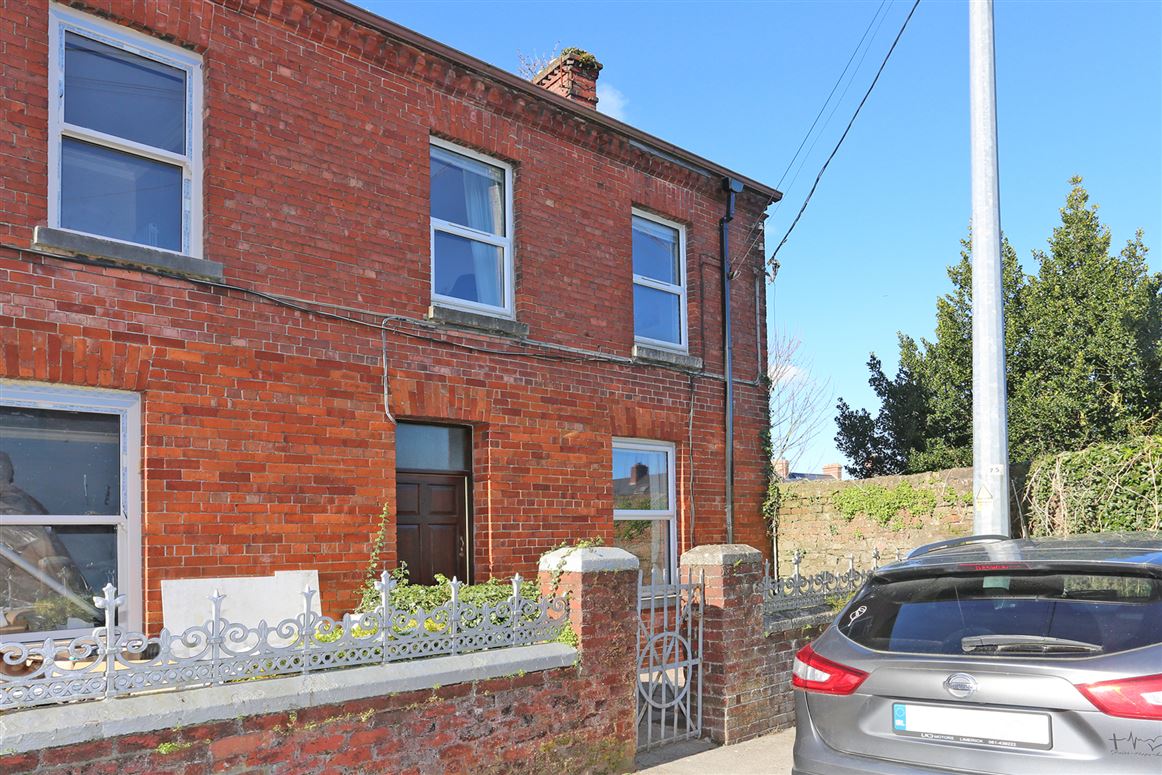 8 St John's Avenue, Mulgrave Street, Limerick