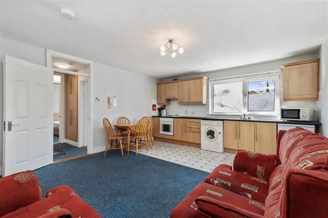 Apt. 2 Cross Street, New Ross, Co. Wexford