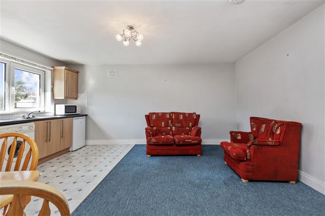 Apt. 2 Cross Street, New Ross, Co. Wexford