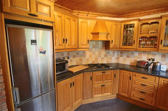 Photo 8 of 25 — 10 Sliabh View, Mohill, Co. Leitrim