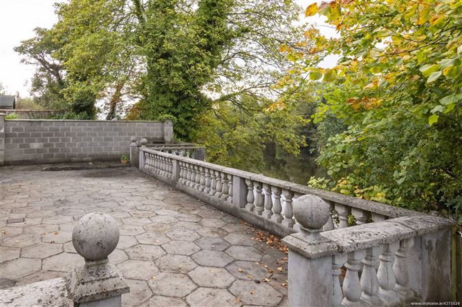 Weston Lodge, Cooldrinagh, Lucan, Co. Dublin