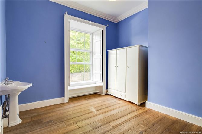 Weston Lodge, Cooldrinagh, Lucan, Co. Dublin