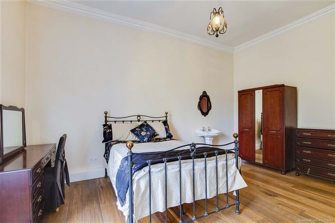 Weston Lodge, Cooldrinagh, Lucan, Co. Dublin