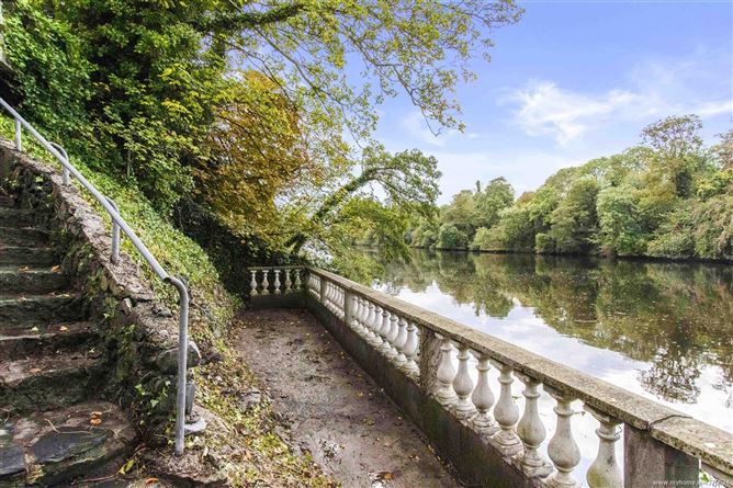 Weston Lodge, Cooldrinagh, Lucan, Co. Dublin