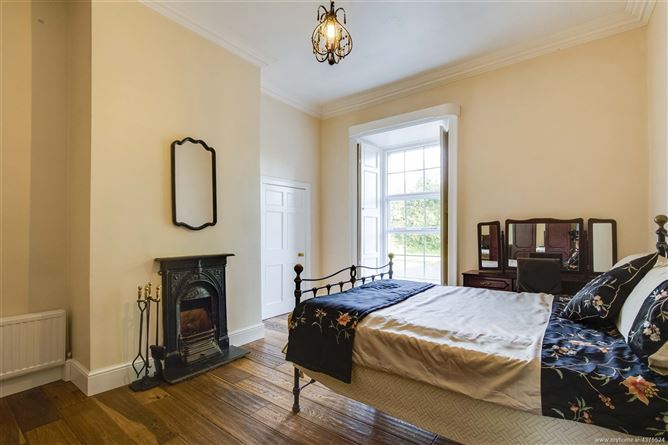 Weston Lodge, Cooldrinagh, Lucan, Co. Dublin