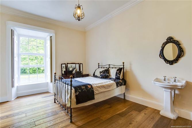 Weston Lodge, Cooldrinagh, Lucan, Co. Dublin