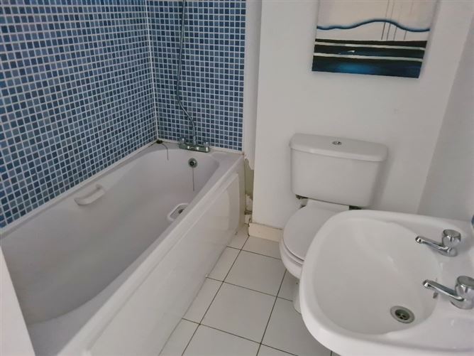 43 Key West, Wexford Town, Wexford
