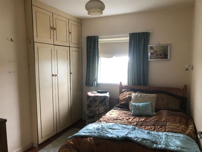 9 Oaklawn Drive, Racecourse Road, Roscommon Town, Roscommon