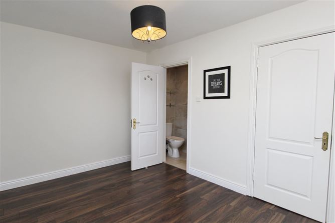 13 Fernleigh Park, Castleknock, Dublin 15