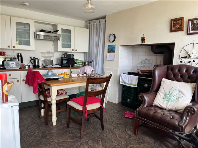 The Old Farmhouse Tylagh Kielduff, Tralee, Kerry Walsh O'Sullivan