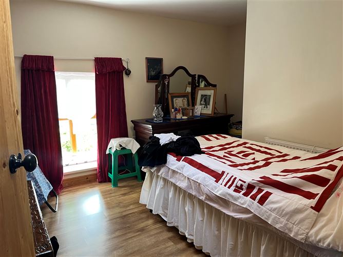 The Old Farmhouse Tylagh Kielduff, Tralee, Kerry Walsh O'Sullivan