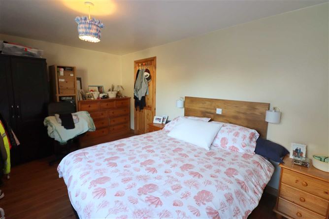 54 Glenina Heights, Galway, County Galway
