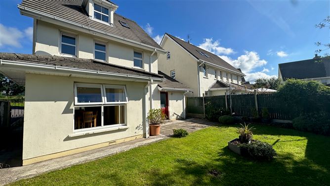 No 37 The Spires, Carrignafoy, Cobh, Cork