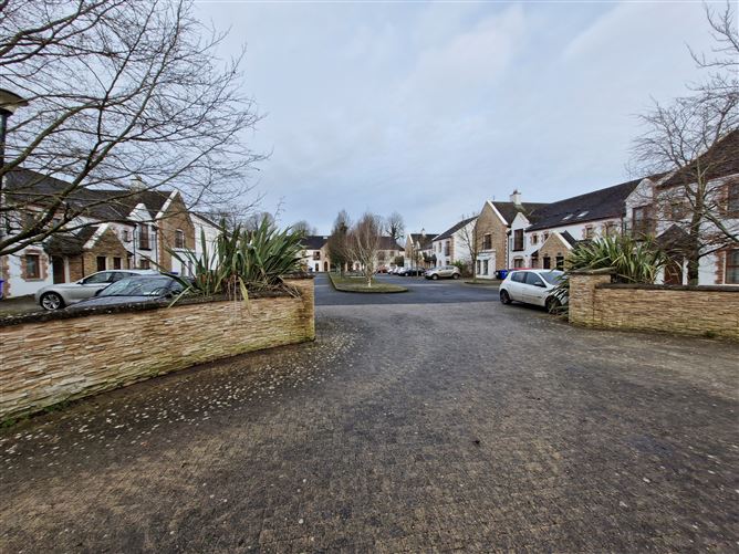 34 Thomond Court, Ballymahon, Longford