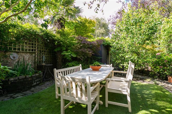 56 Heytesbury Lane, Ballsbridge, Dublin 4