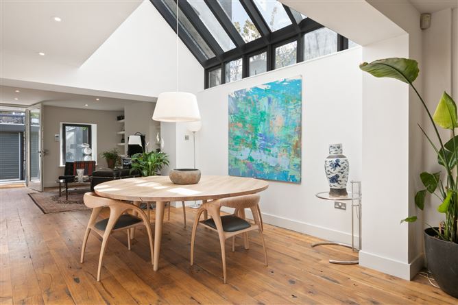 56 Heytesbury Lane, Ballsbridge, Dublin 4