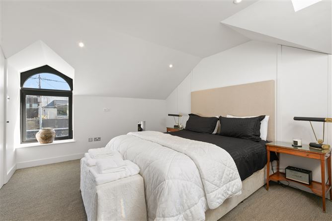 56 Heytesbury Lane, Ballsbridge, Dublin 4