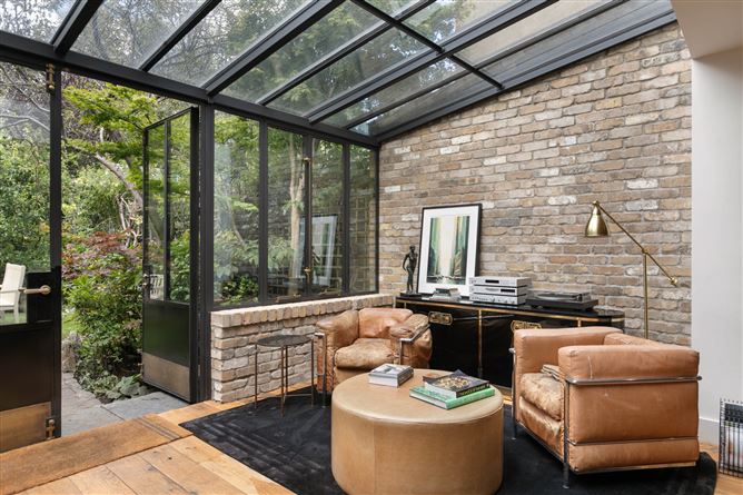 56 Heytesbury Lane, Ballsbridge, Dublin 4