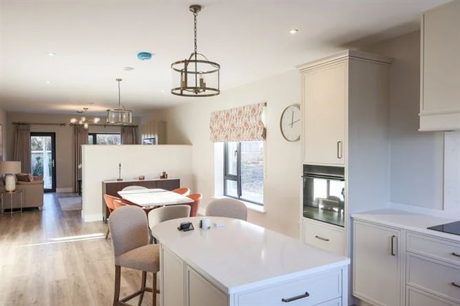 https://photos-a.propertyimages.ie/media/4/2/5/5010524/150a6af0-31b5-4dc6-80fe-d0d795683fba_l.png