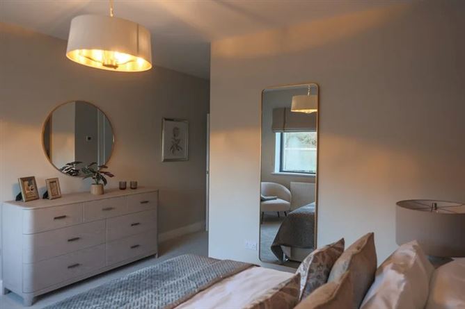 https://photos-a.propertyimages.ie/media/4/2/5/5010524/150a6af0-31b5-4dc6-80fe-d0d795683fba_l.png