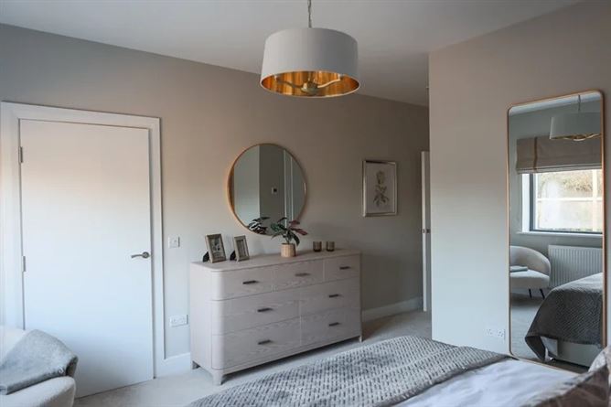 https://photos-a.propertyimages.ie/media/4/2/5/5010524/150a6af0-31b5-4dc6-80fe-d0d795683fba_l.png