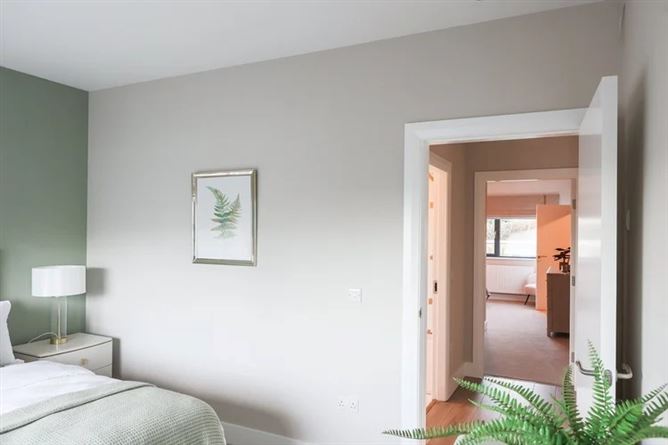 https://photos-a.propertyimages.ie/media/4/2/5/5010524/150a6af0-31b5-4dc6-80fe-d0d795683fba_l.png