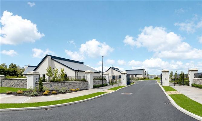 https://photos-a.propertyimages.ie/media/4/2/5/5010524/150a6af0-31b5-4dc6-80fe-d0d795683fba_l.png