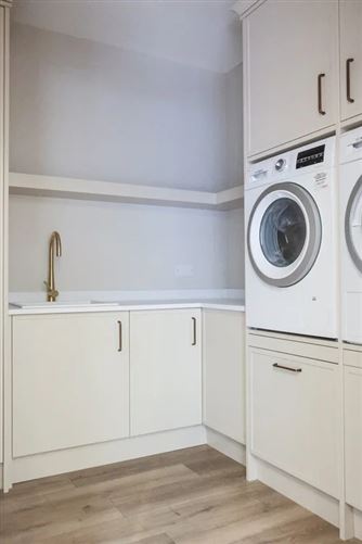 https://photos-a.propertyimages.ie/media/4/2/5/5010524/150a6af0-31b5-4dc6-80fe-d0d795683fba_l.png