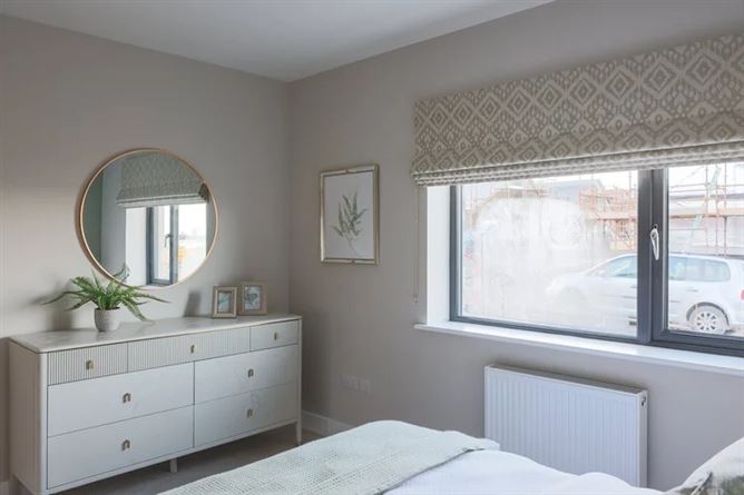 https://photos-a.propertyimages.ie/media/4/2/5/5010524/150a6af0-31b5-4dc6-80fe-d0d795683fba_l.png