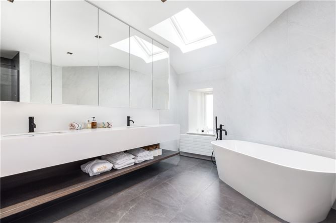 36 Pembroke Lane, Ballsbridge, Dublin 4