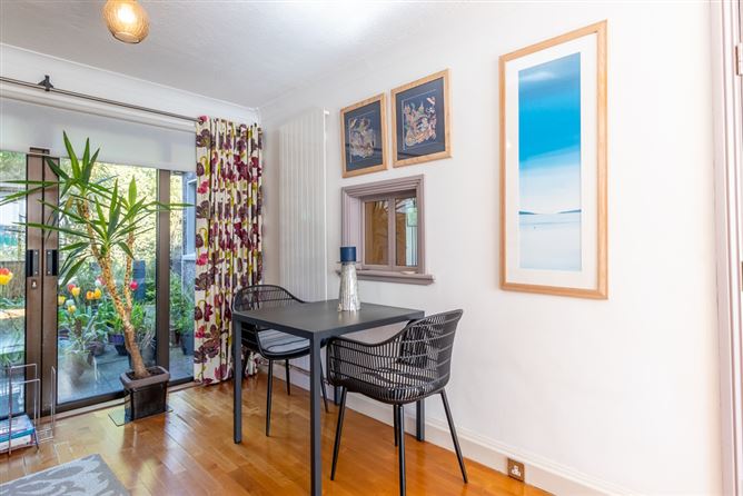 12 The Orchards, Montenotte, Cork